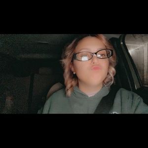 Meet your Posher, Alli